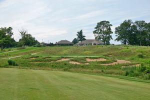 Pfau At Indiana University 18th Approach